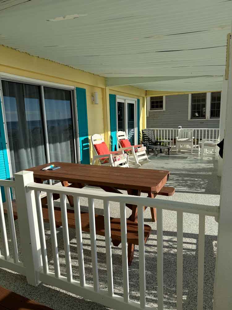 Beachfront porch Villa1